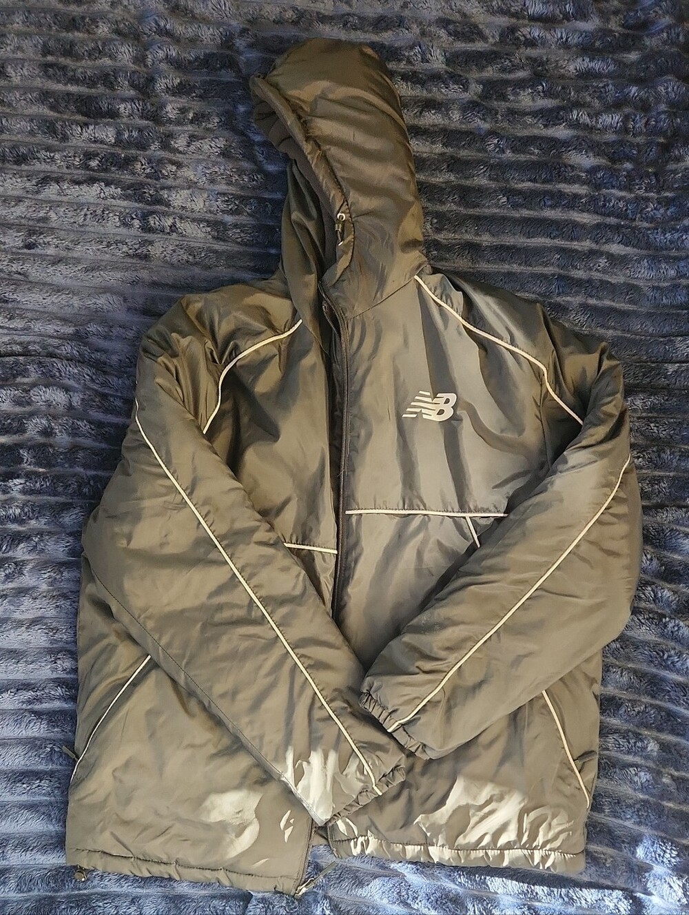 New Balance Olive Hooded Puffer Jacket with Contrast Piping